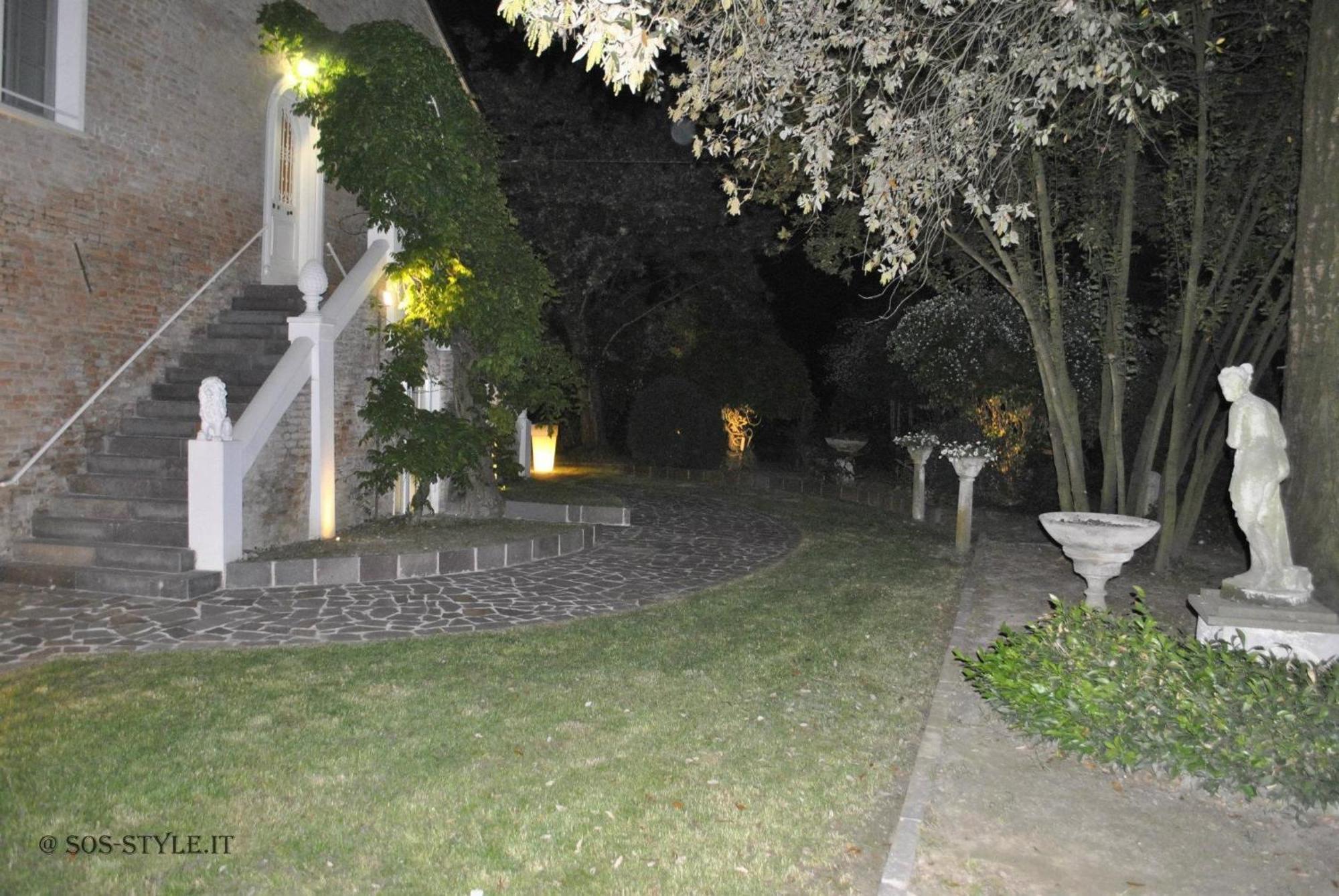 Horti Della Fasanara Guest House แฟร์รารา ภายนอก รูปภาพ