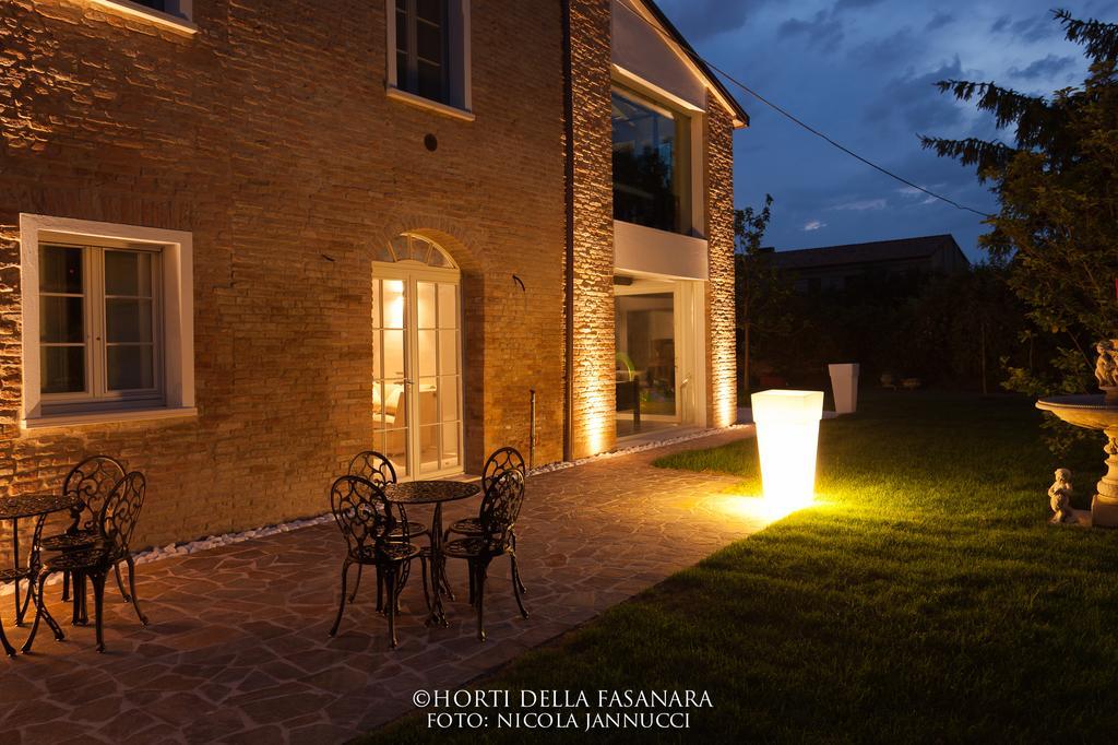 Horti Della Fasanara Guest House แฟร์รารา ภายนอก รูปภาพ
