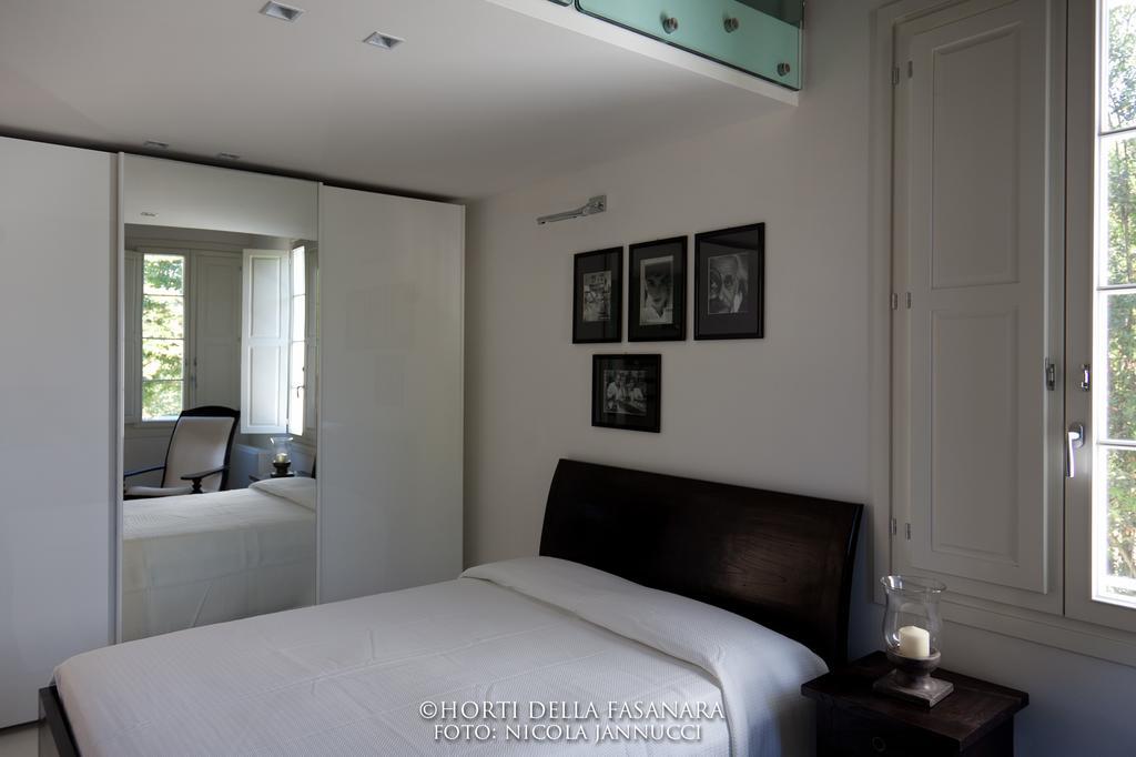 Horti Della Fasanara Guest House แฟร์รารา ภายนอก รูปภาพ