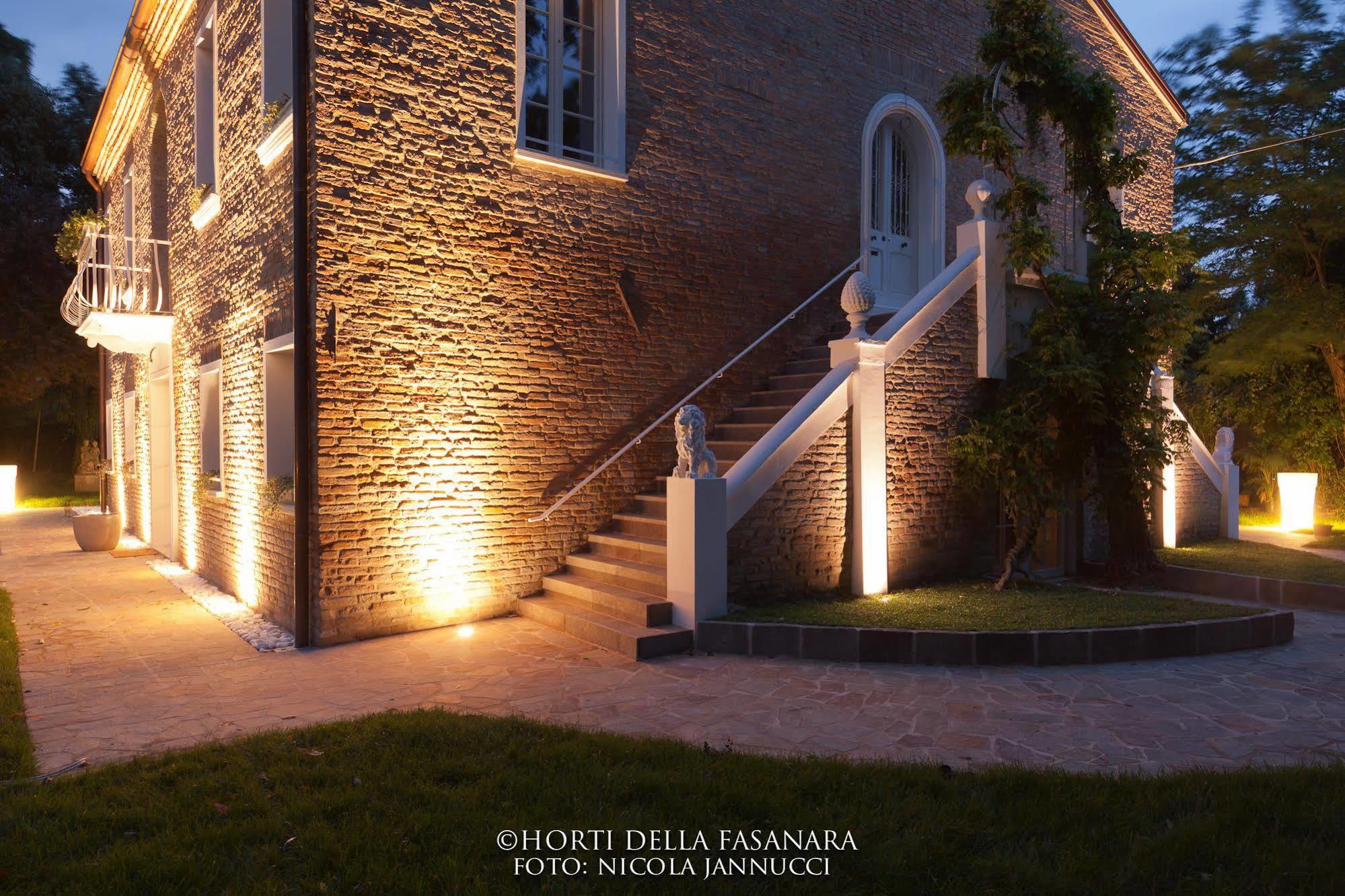 Horti Della Fasanara Guest House แฟร์รารา ภายนอก รูปภาพ